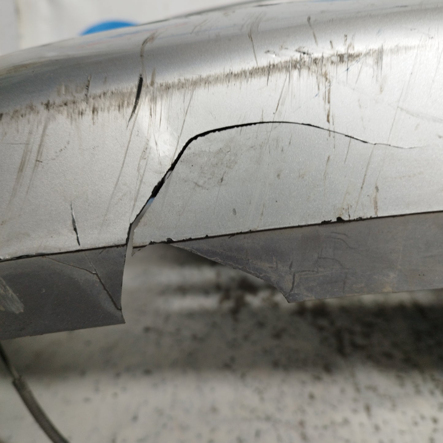 Front bumper grey Renault Scenic 2008 ecoAC11010