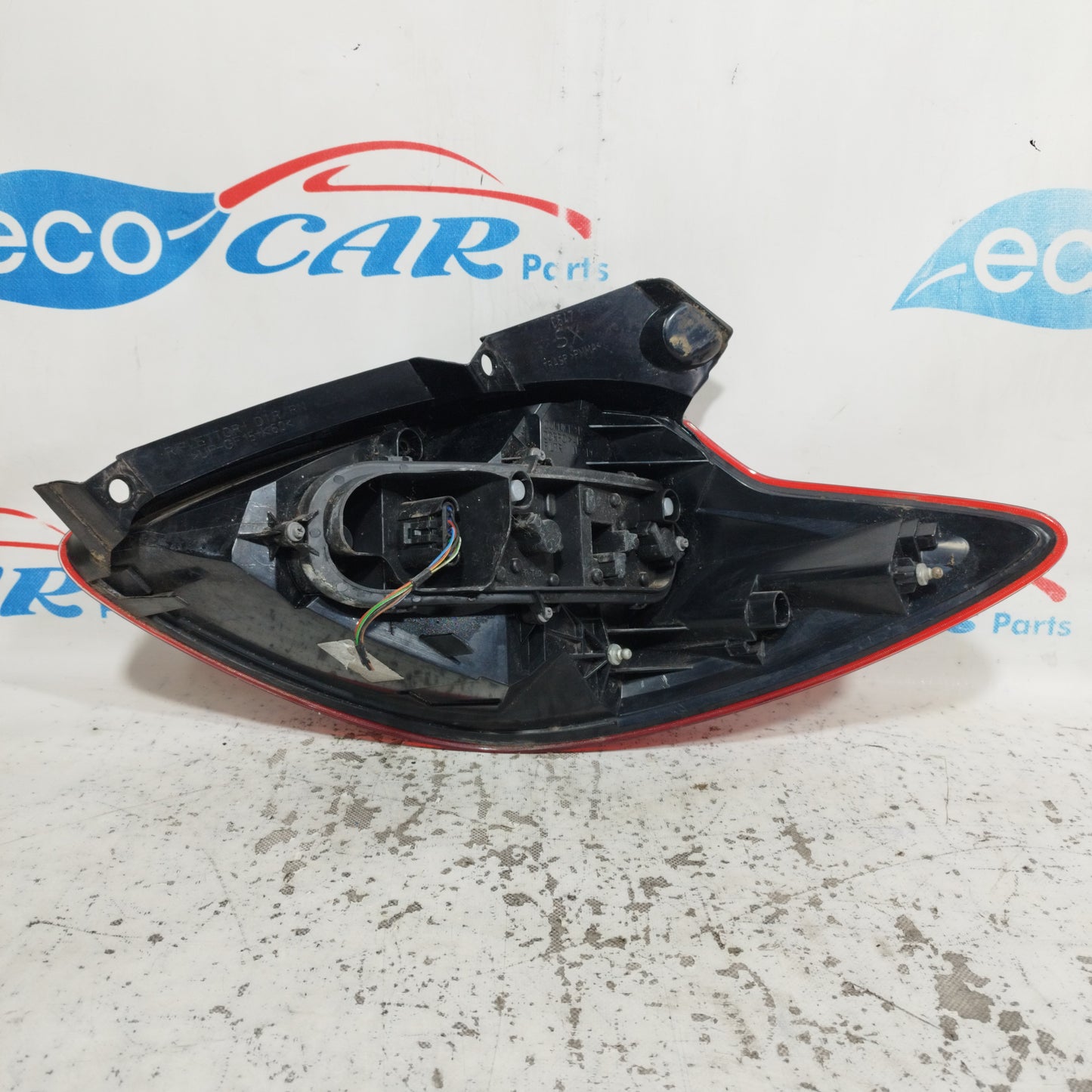 Ford Ka 2014 ecoAC9423 left rear light