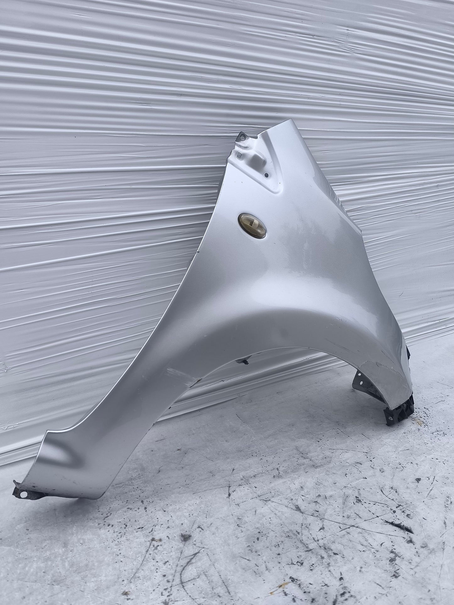 Parafango dx Peugeot 107 grigio argento ecoAG8223