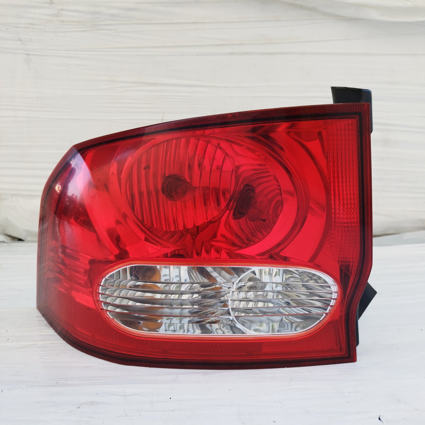 Fanale posteriore sx SsangYong Action 2006-2011 ecoDM326