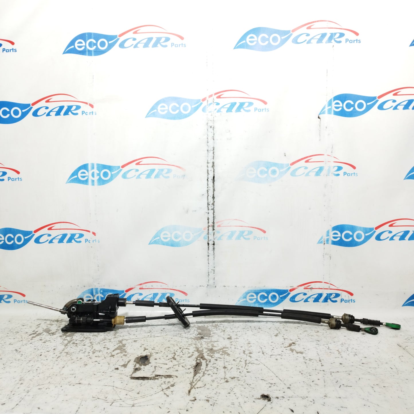 Gear lever Lancia Ypsilon 1.3 MTJ 2011 code: 0463139330 ecoAC10255