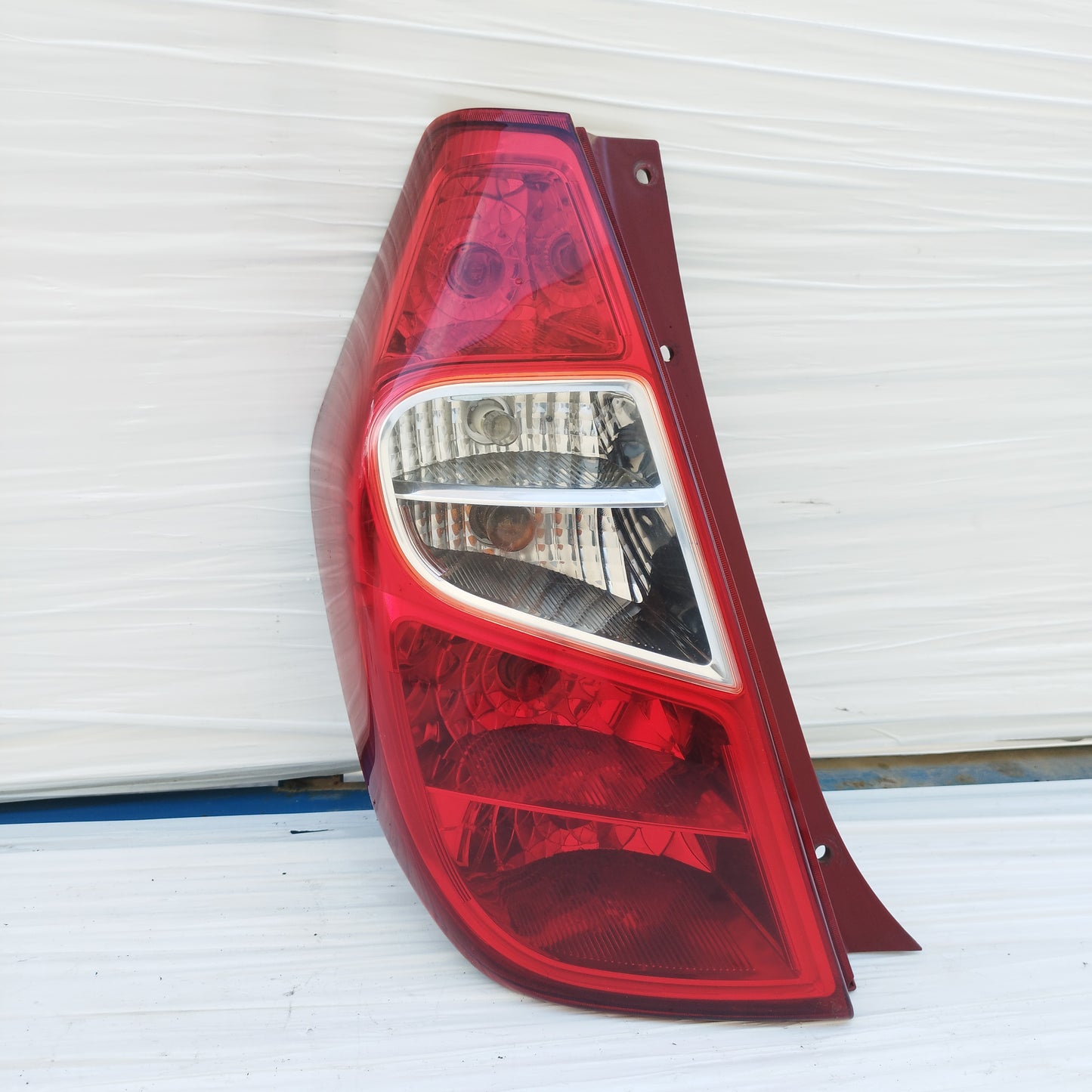 Fanale posteriore sx Hyundai I10 2012 ecoDM076
