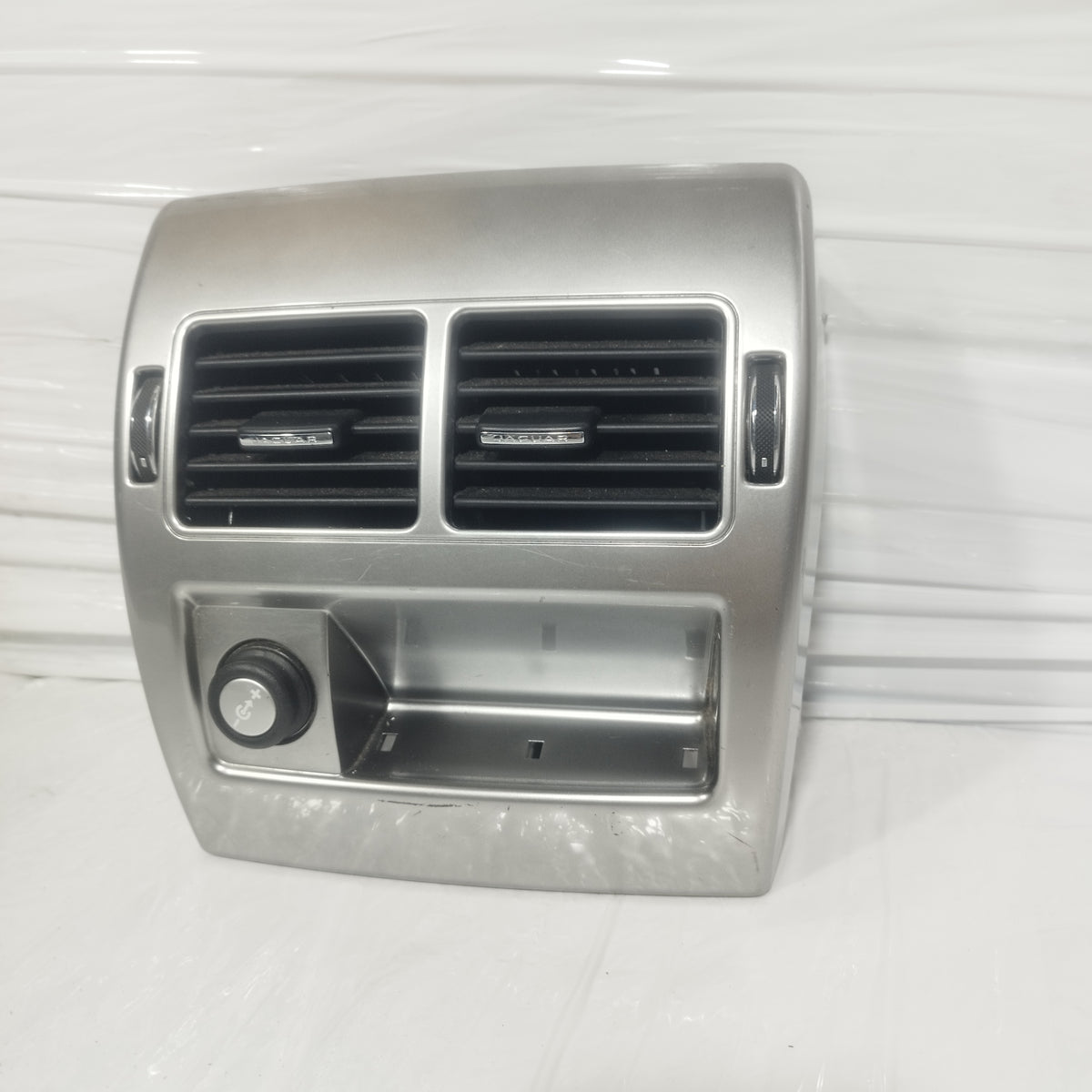 Bocchette aria posteriore Jaguar XF 2011-2015 Restyling cod: AX23-67846-A ecoAC17187