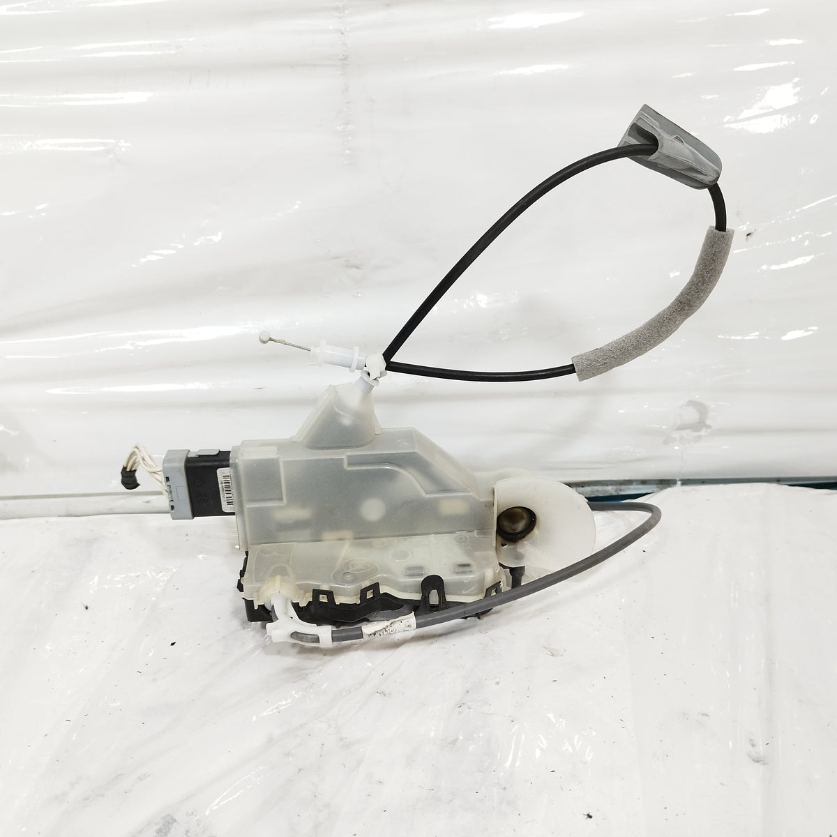 Serratura anteriore sx Citroen C3 III 2016-2024 cod: 16942935 ecoAC17489