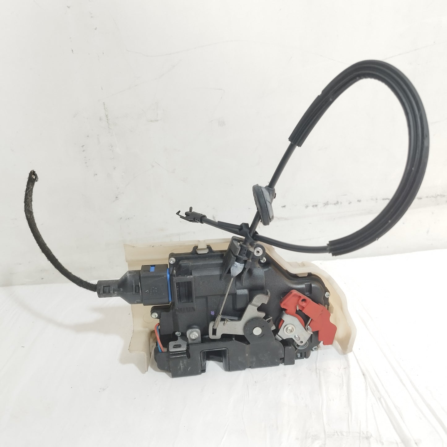 Serratura anteriore dx Volkswagen Touran (1T1 / 1T2) 2003-2010 ecoAC16518