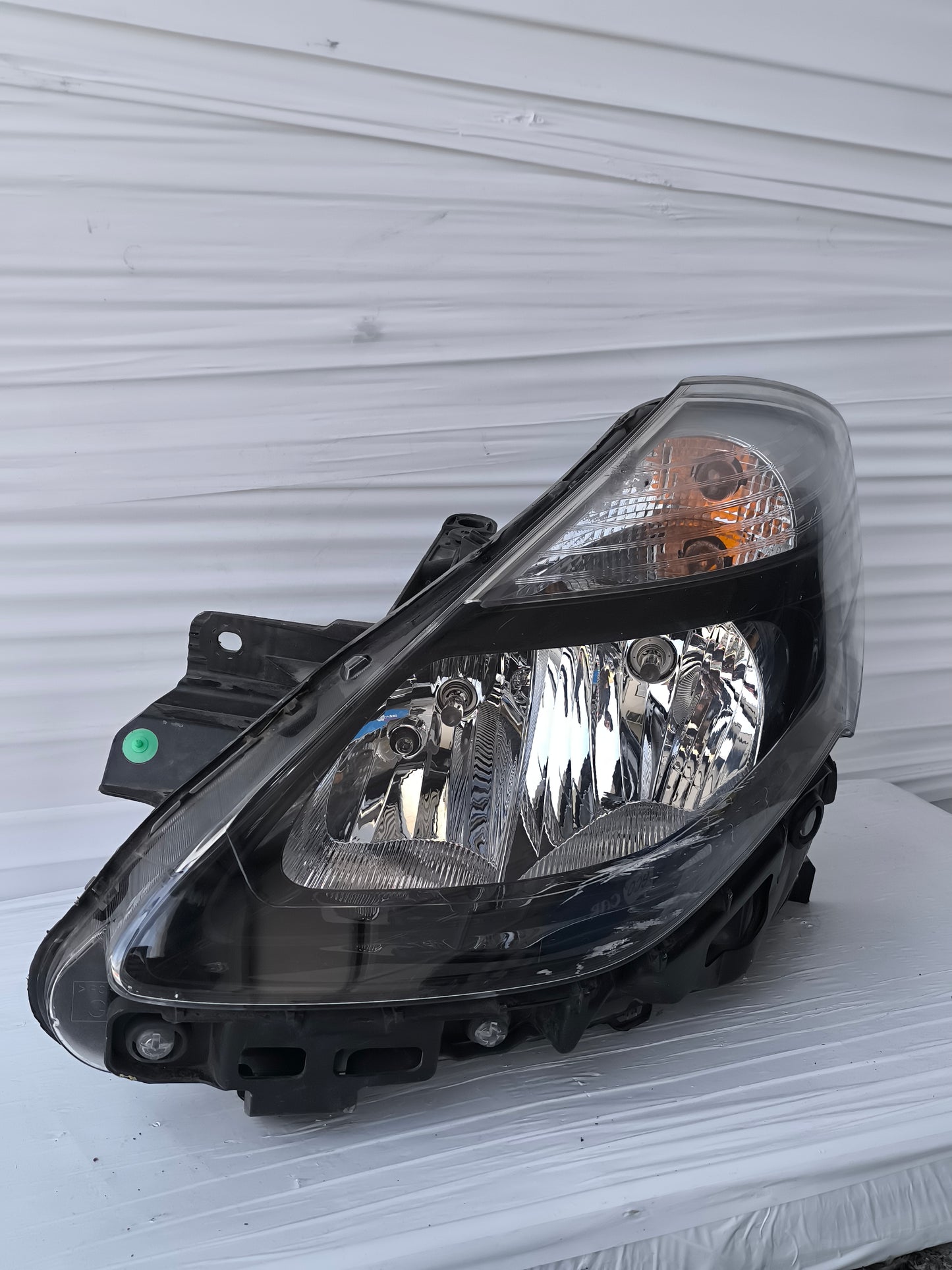 Fanale anteriore sx Renault Clio III (X85) anno 2009-2012 ecoAG8553