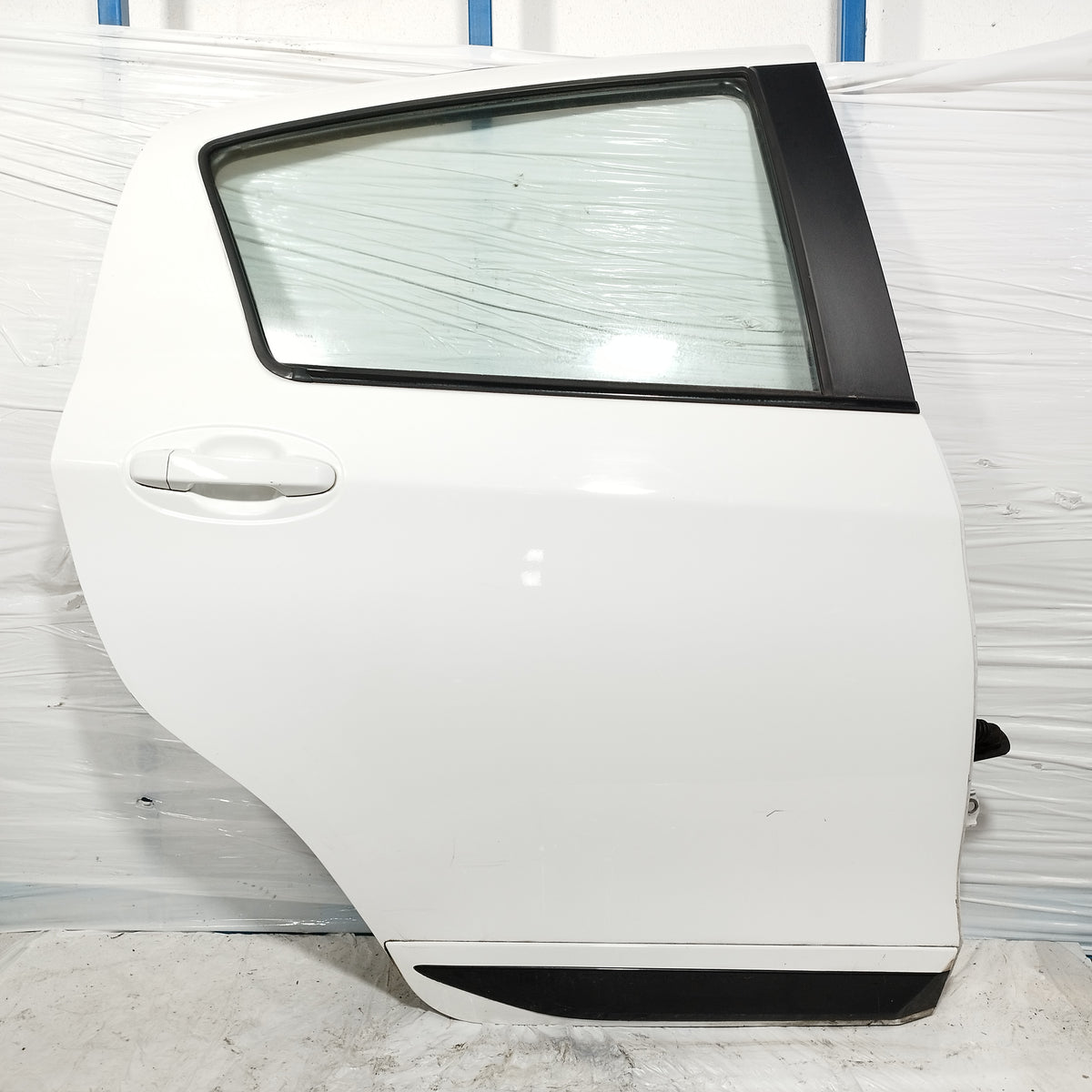 Sportello posteriore dx bianco Toyota Yaris III 2011-2020 Restyling ecoAC16999