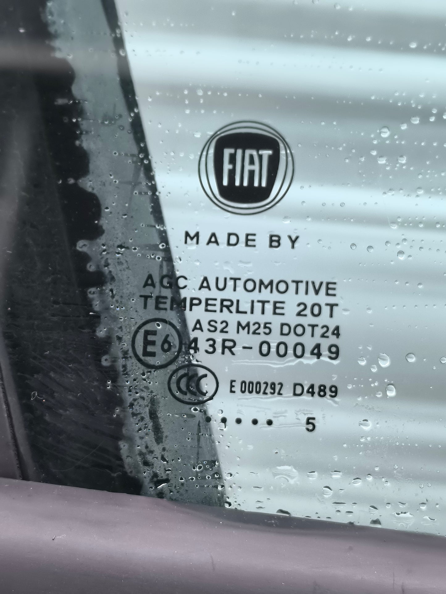 Sportello anteriore dx grigio argento Fiat 500L 2013-2022 ecoAG8444