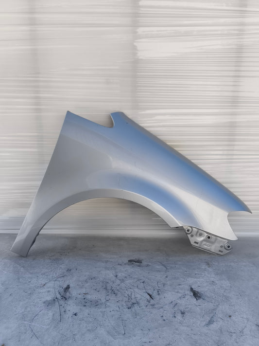 Parafango dx Volkswagen Touran anno 2007 grigio argento ecoAG8116