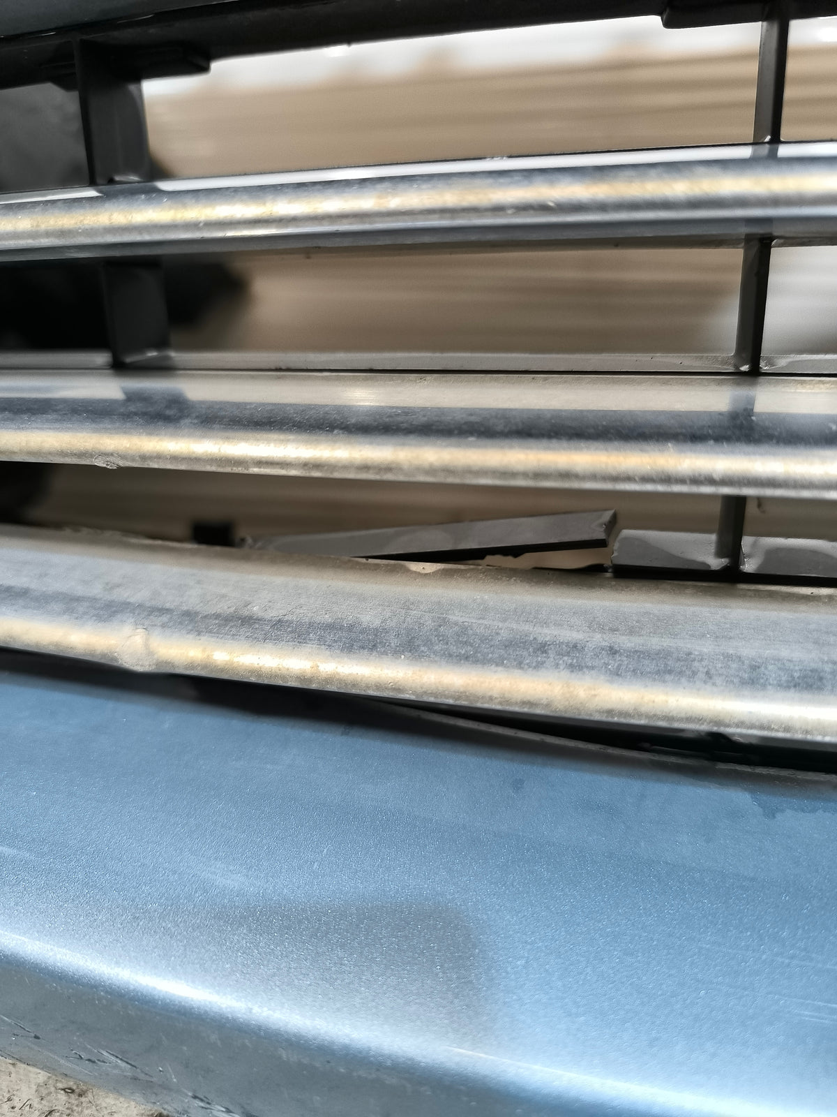 Paraurti anteriore celeste scuro Peugeot 5008 I anno 2009-2013 ecoAG9697