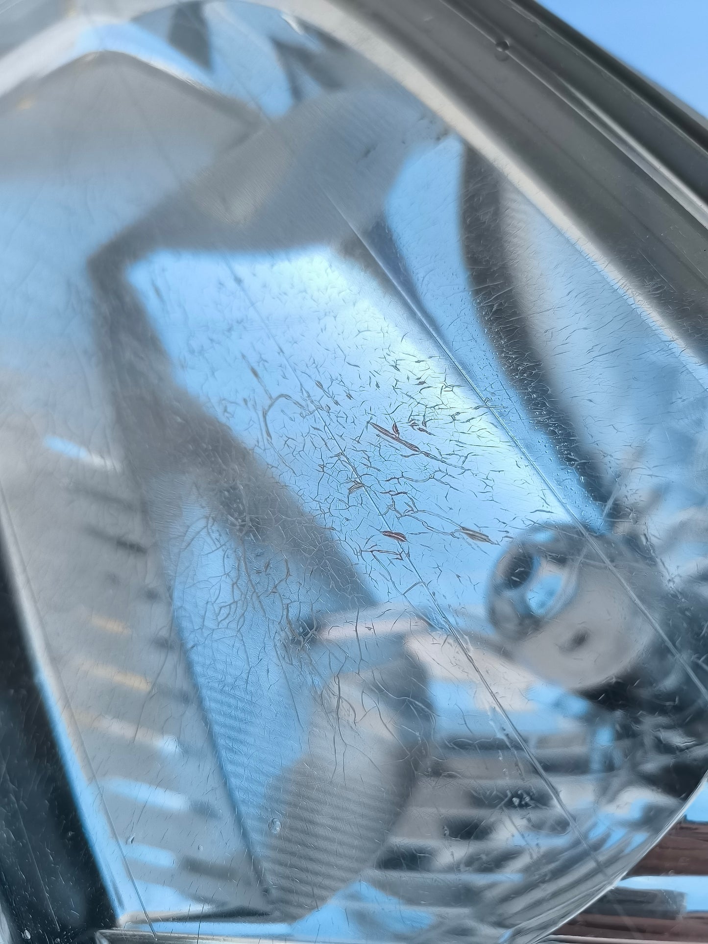 Weiße Frontpartie Chevrolet Orlando Baujahr 2015 ecoAG6473