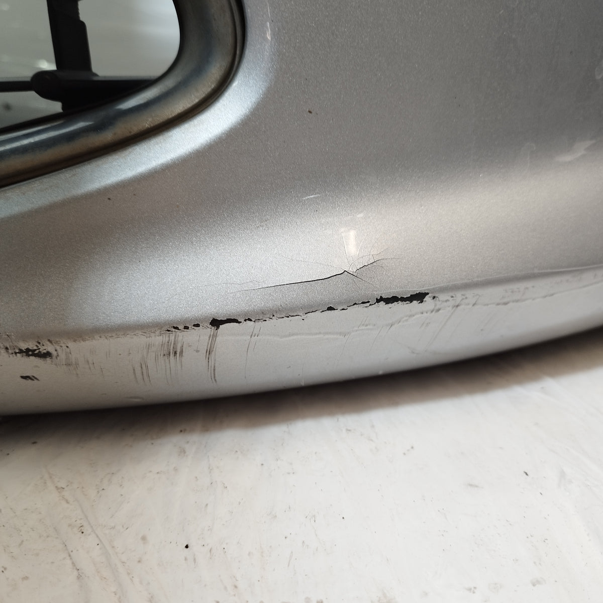 Paraurti anteriore grigio Ford Fiesta (MK6) 2008-2015 ecoAC16943