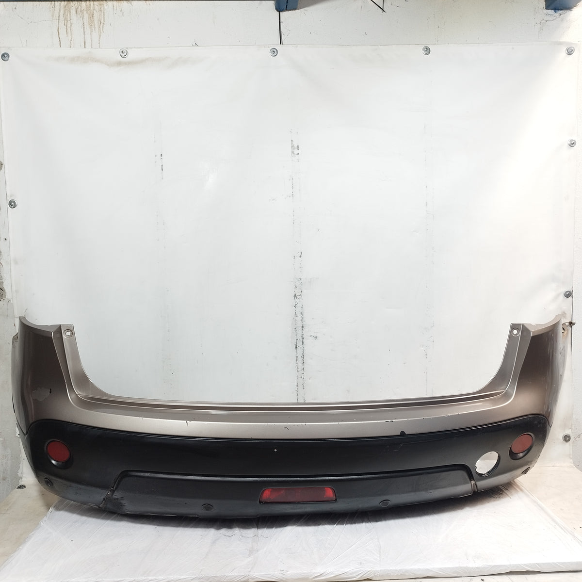 Rear bumper champagne Nissan Qashqai 2010 ecoAC3317