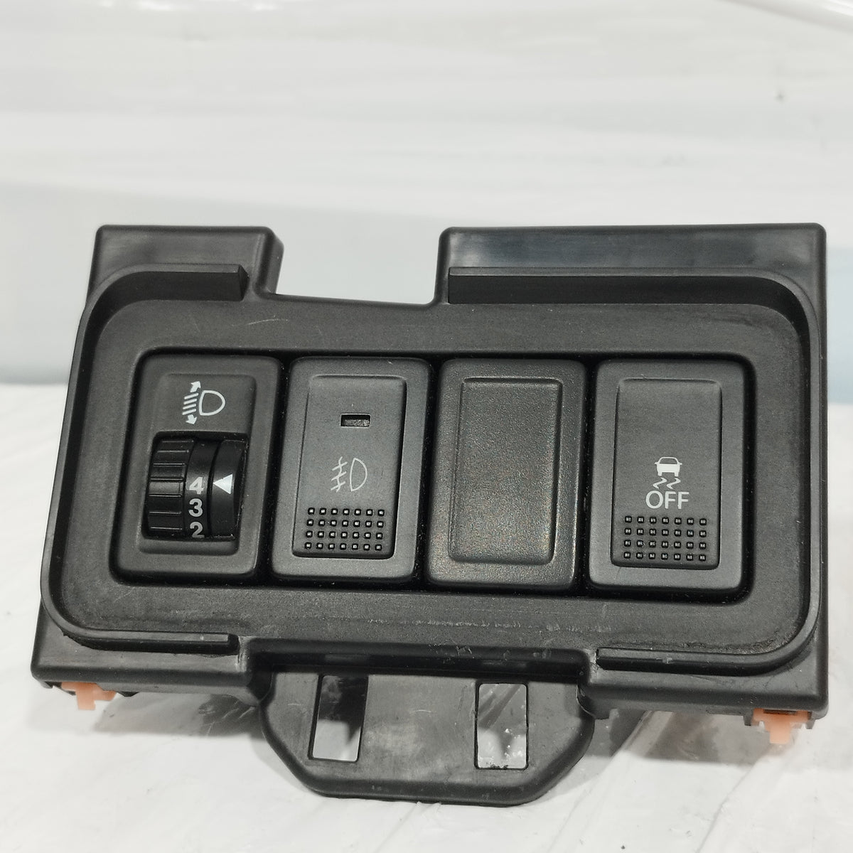 Pulsantiera regolazione luci Suzuki Swift IV (FZ/NZ) 2010-2017 cod: 73835-68l0 ecoAC16872