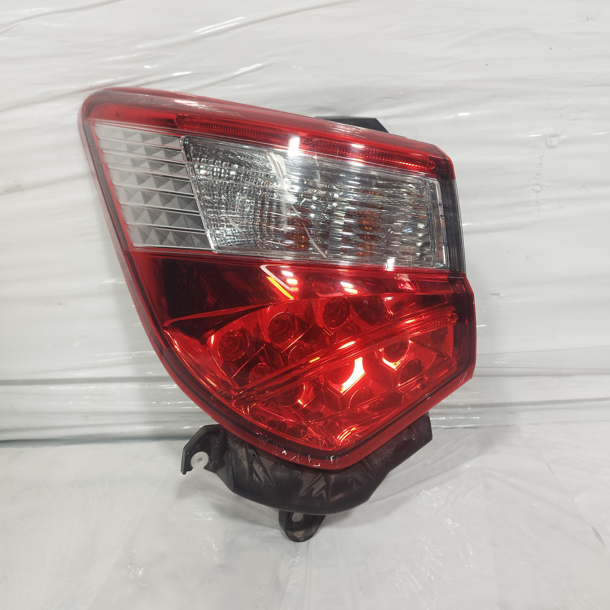 Fanale posteriore sx a led Toyota Yaris III (XP130) Restyling 2017-2020 ecoAC17241