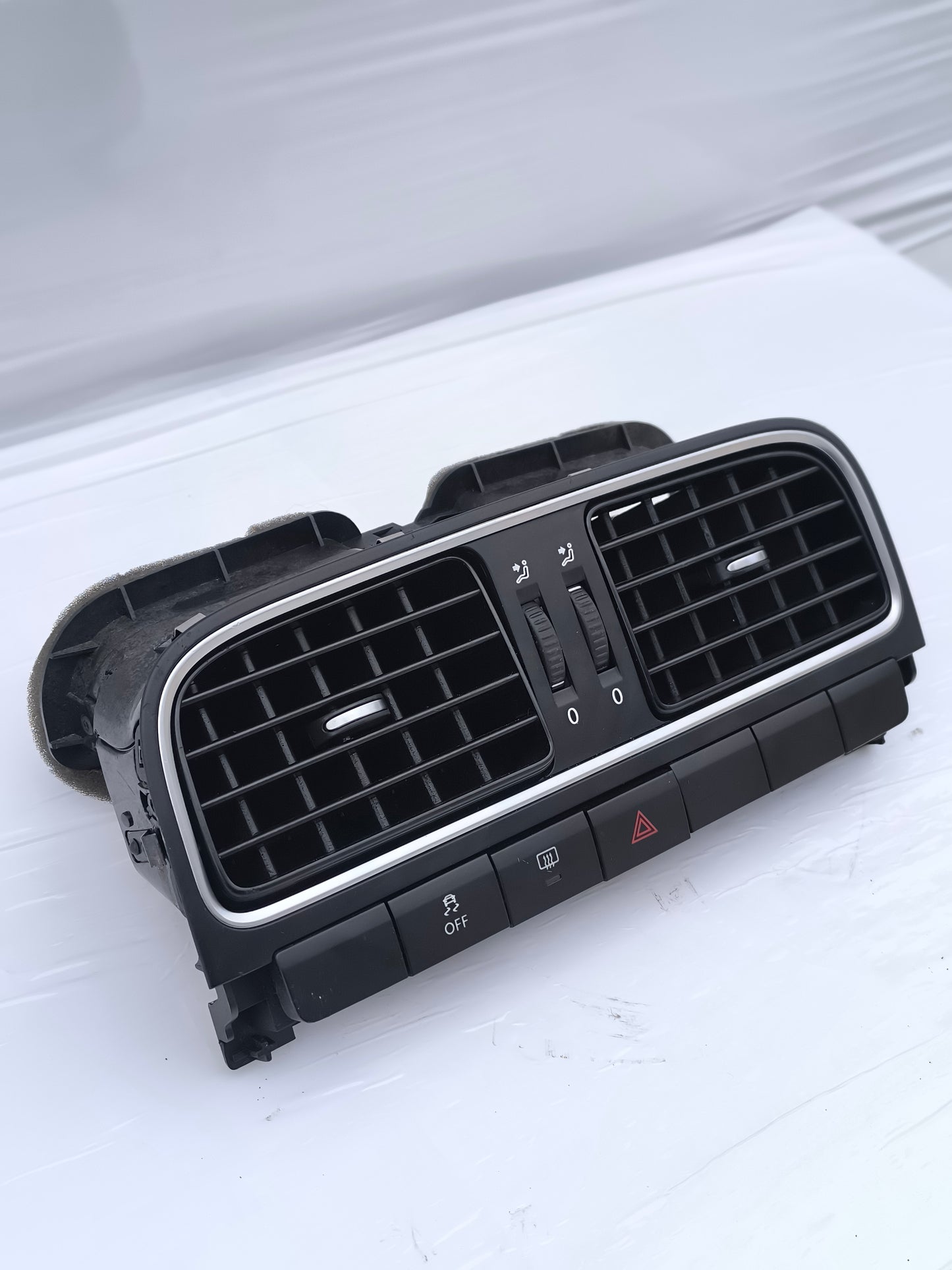 Bocchette aria centrali Volkswagen Polo anno 2012 cod.6RF819728C ecoAG7883