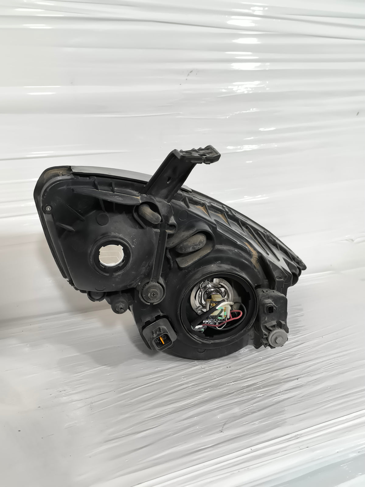 Fanale anteriore sx SsangYong Actyon (CJ) anno 2006-2011 ecoAG9806