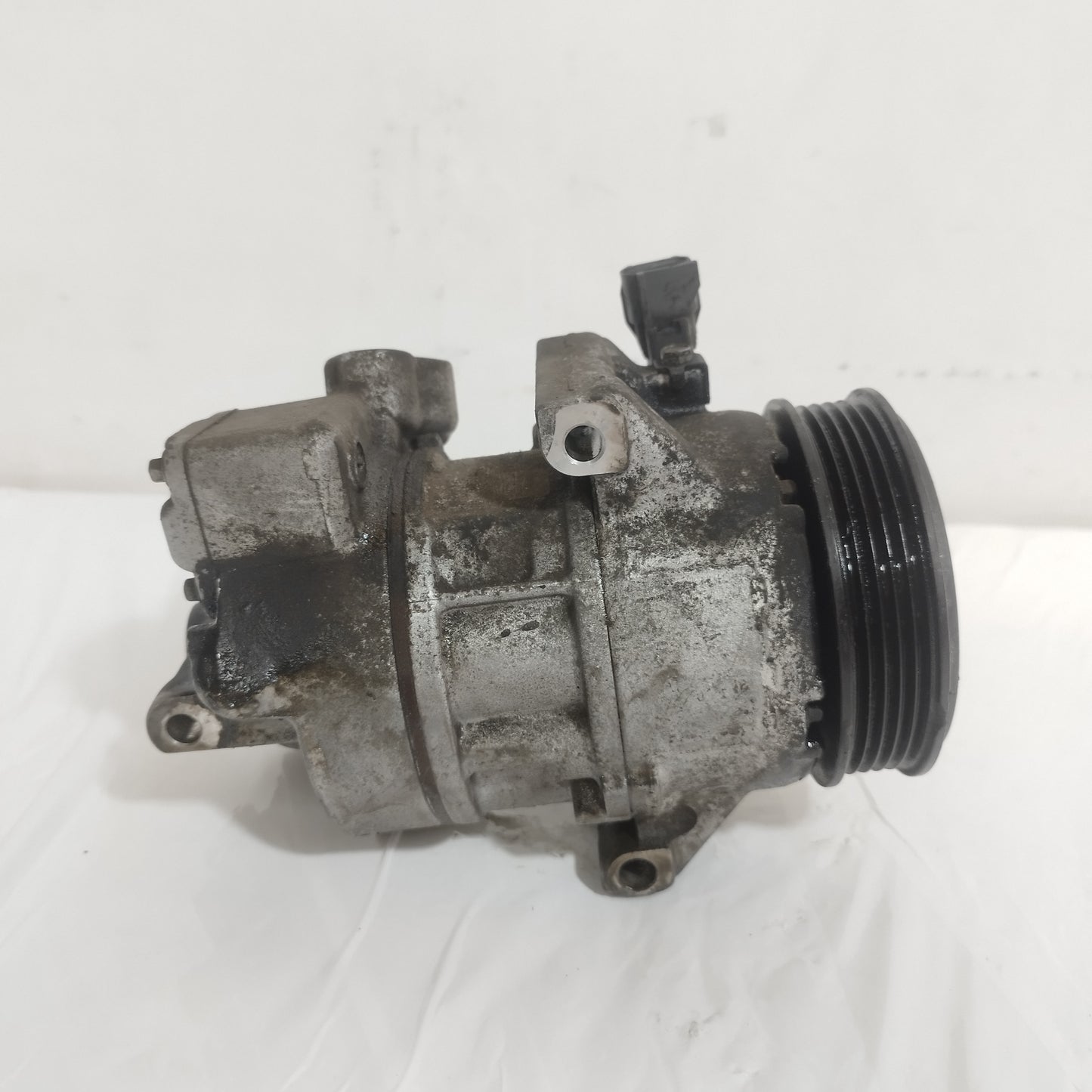 Compressore a / c Smart Forfour (W454) 1.5 CDI 2004-2006 DENSO cod: 447220-9685 ecoAC16186