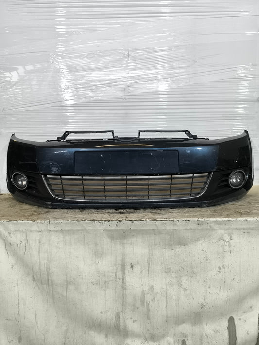 Paraurti anteriore grigio scuro / blu Volkswagen Golf VI (5K1) anno 2008-2012 ecoAG9736
