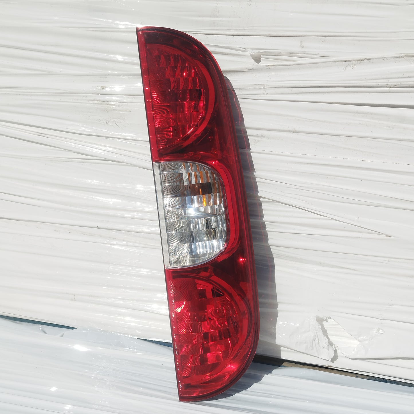 Fanale posteriore dx Fiat Doblo 2010 cod: 20110748 ecoDM202