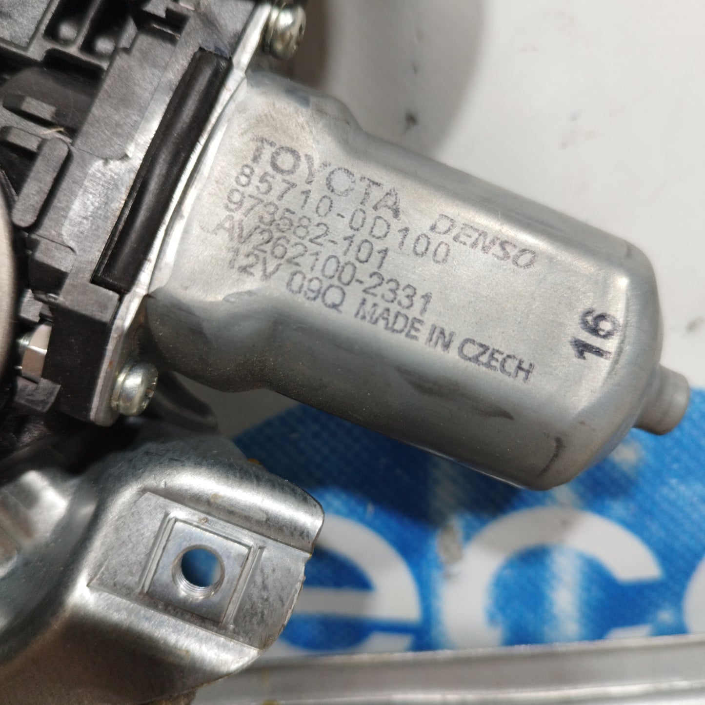 Front right rack Toyota Yaris 2014 code: 85710-0D100 ecoAC8832