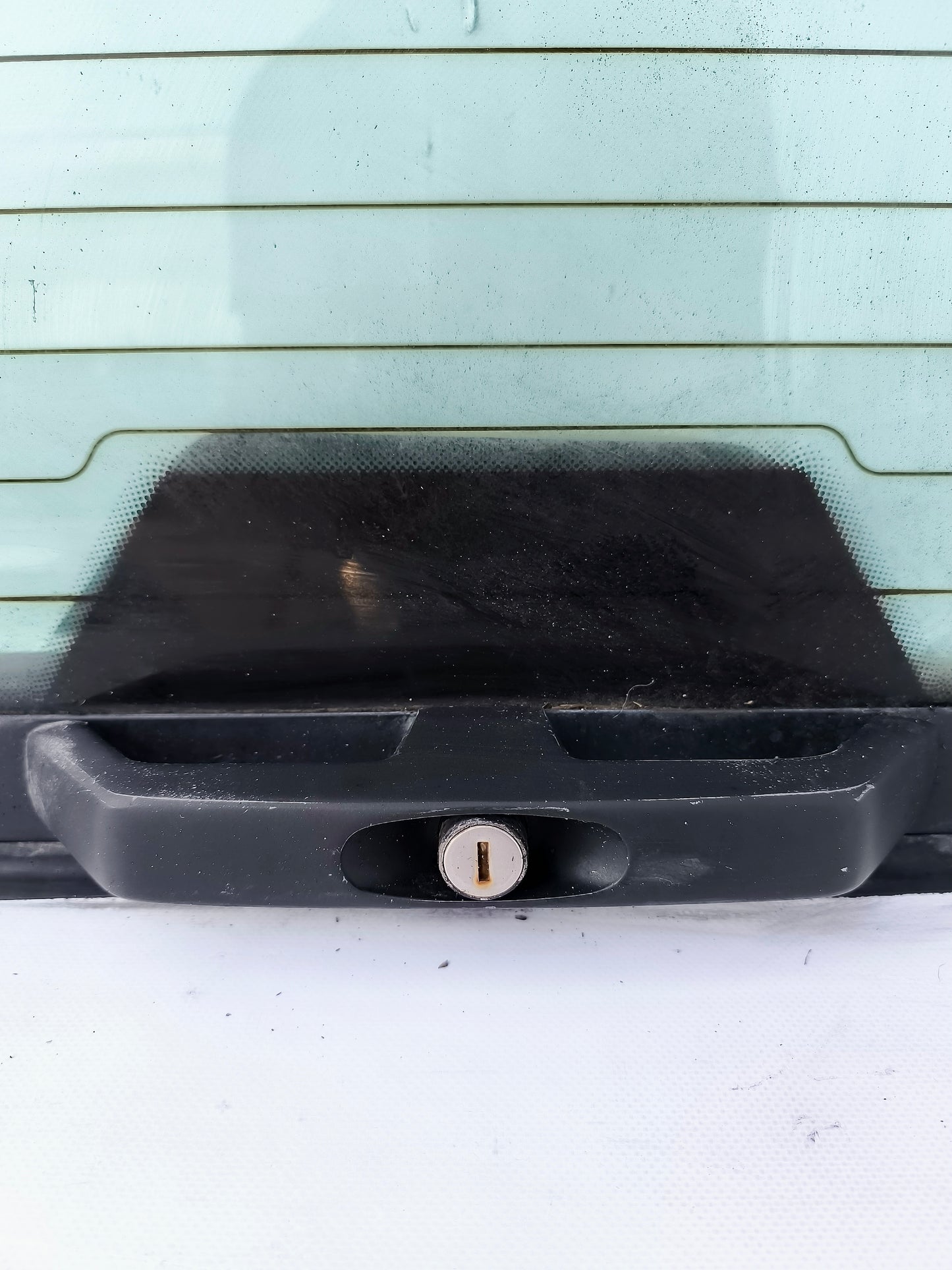 Rear glass window Land Rover range Rover year 1990 ecoAG7140