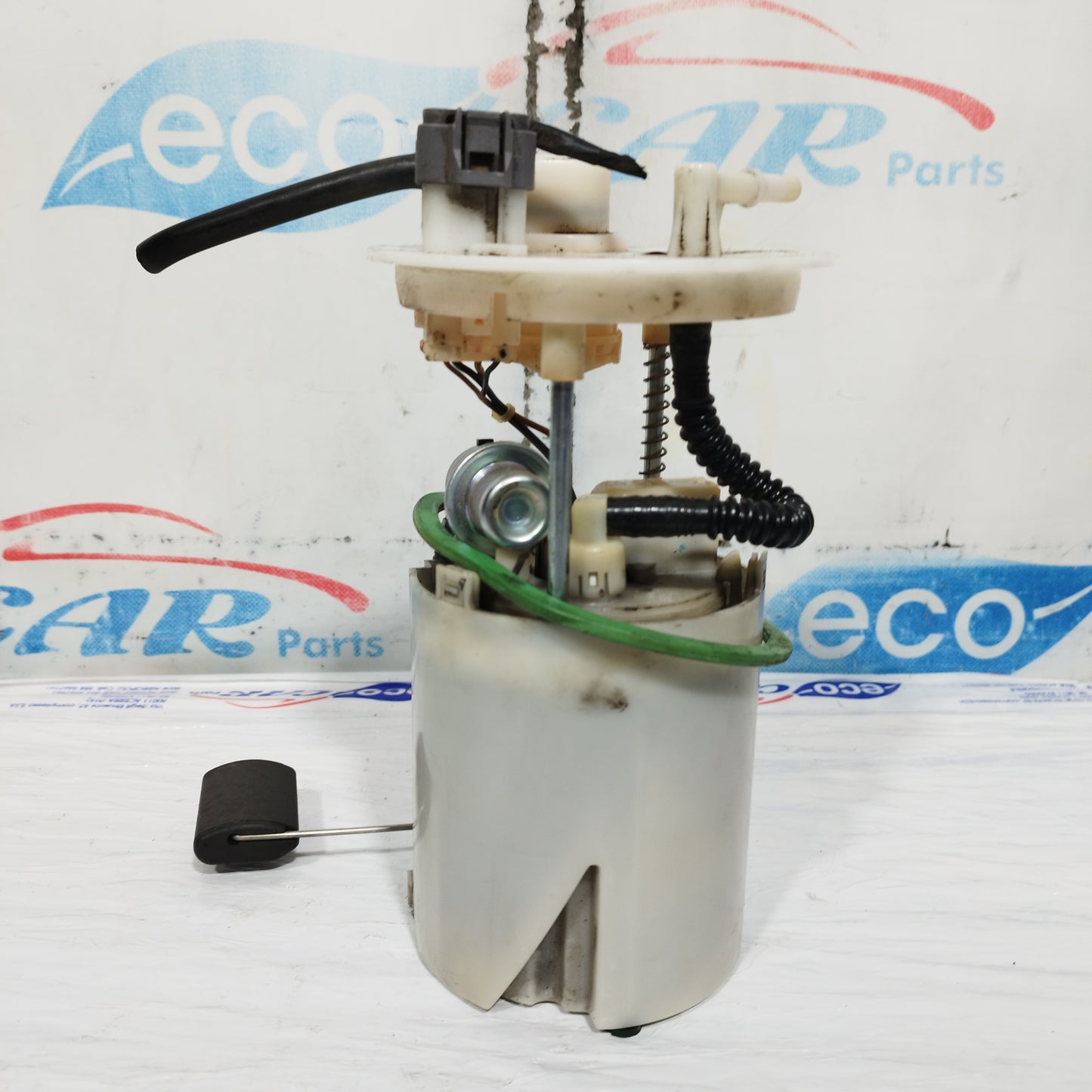 Schwimmpumpe Hyundai iX20 / Kia Venga 1.6 B 2016 Code: 31110-1K100 ecoAC11127