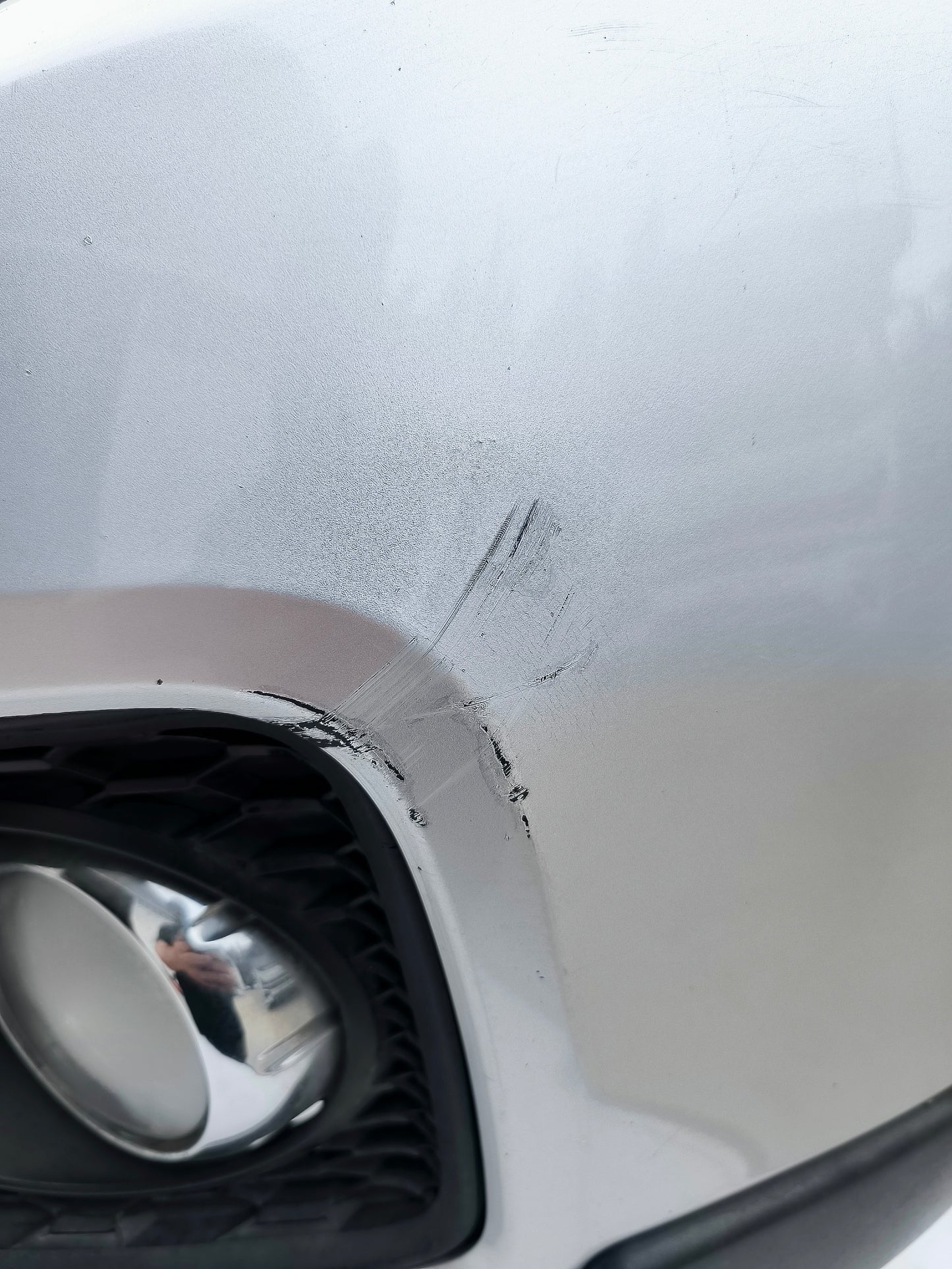 Paraurti anteriore grigio argento  Kia Sorento anno 2012 ecoAG6921