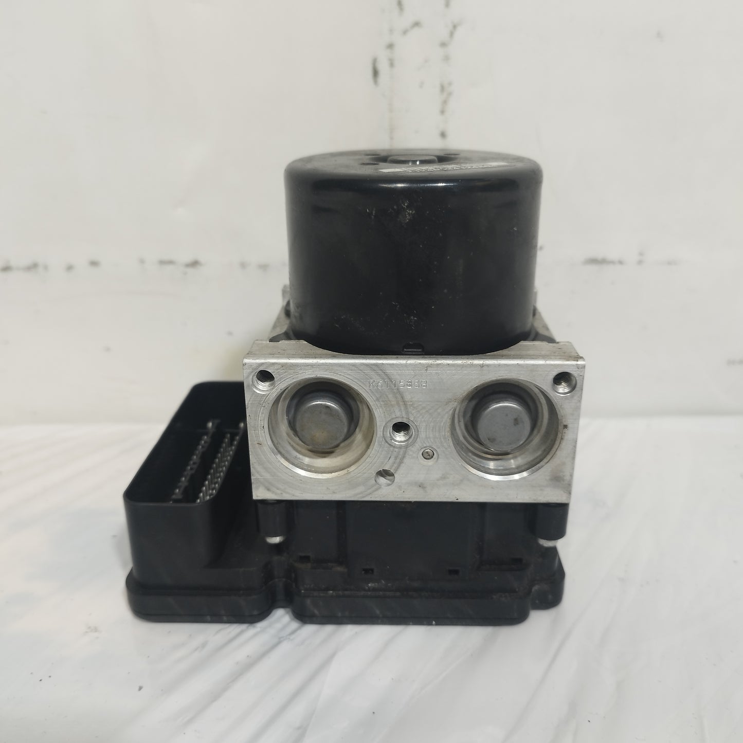 ABS Volkswagen Golf 6 1.6 D 2009 cod: 1k0907379BE ecoAC15252