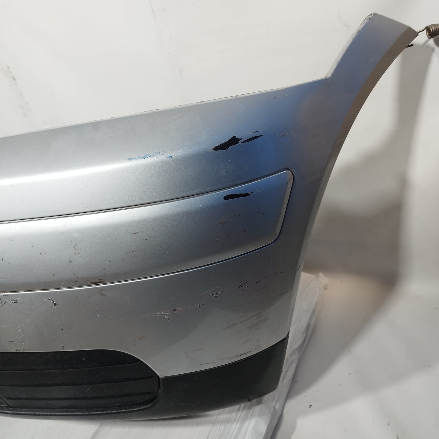 Paraurti anteriore grigio argento Audi A2 2004 ecoAC10693