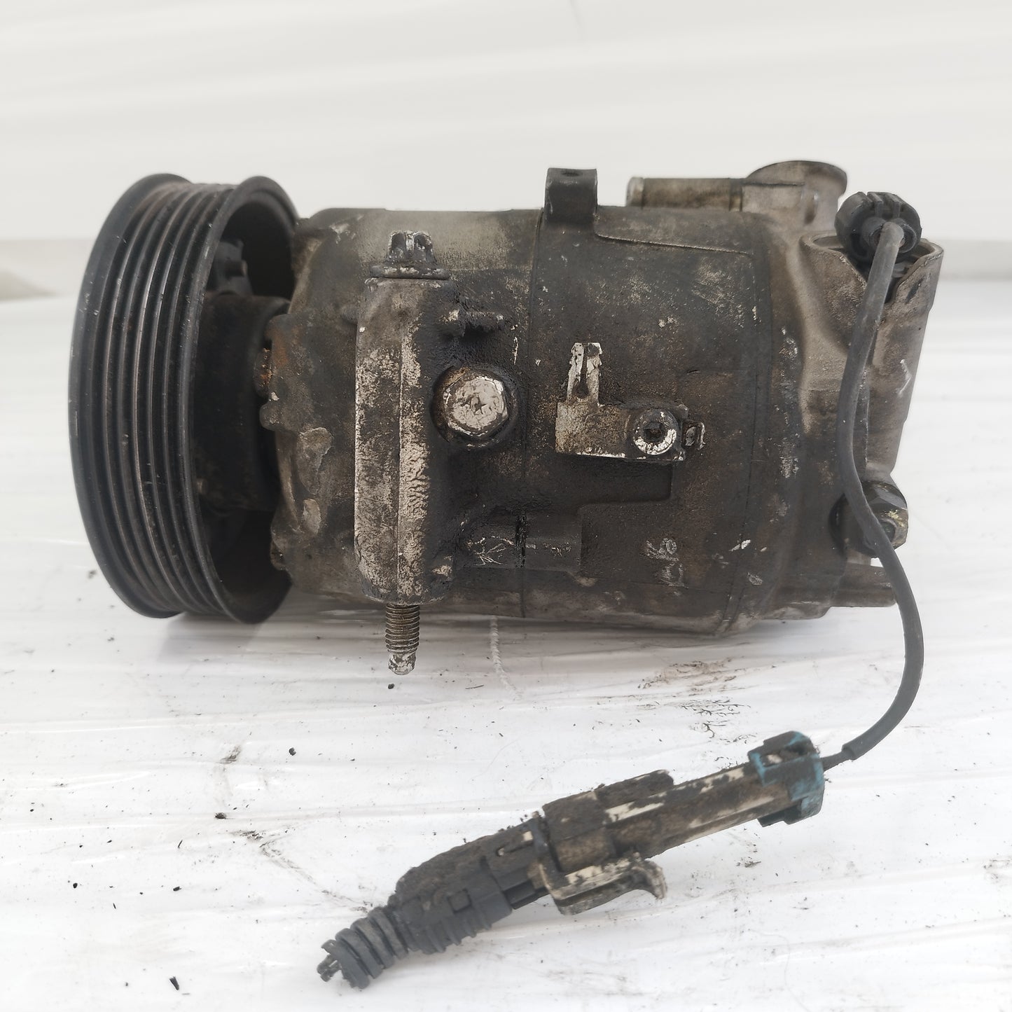 Compressore a / c Opel Astra J 1.7 D 2009-2017 cod: 401351739 ecoAC16095