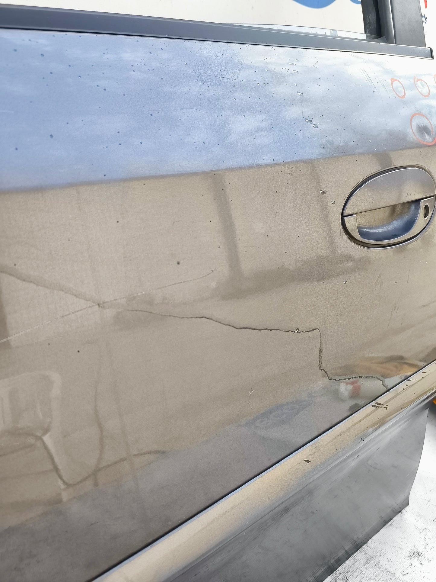 Front door left gunmetal grey DR2 ecoAG5745