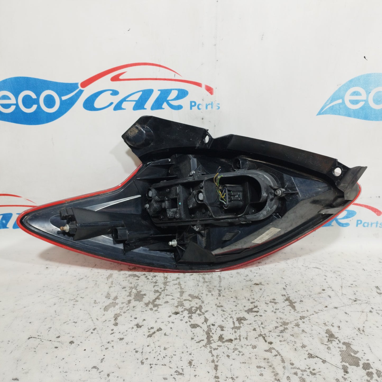Ford KA 2014 ecoAC9424 right rear light