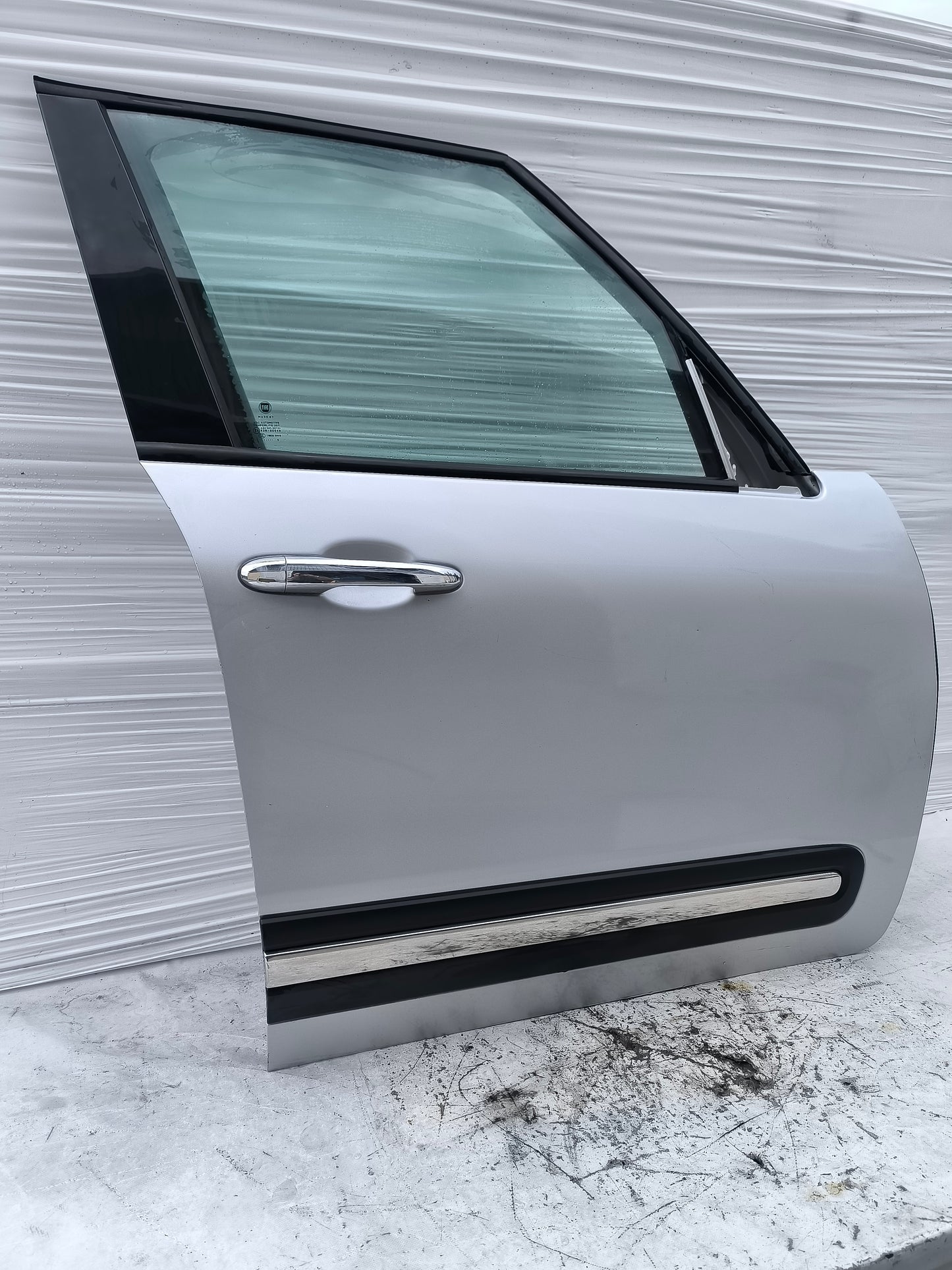 Sportello anteriore dx grigio argento Fiat 500L 2013-2022 ecoAG8444