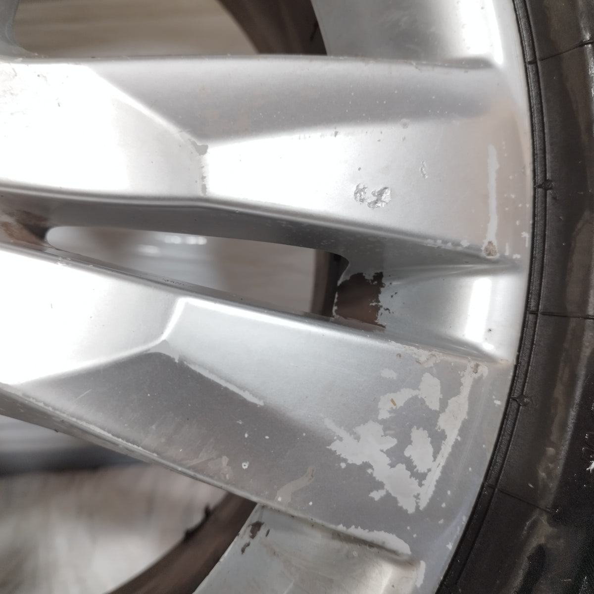 Cerchi in lega con gomme Peugeot 5008 I serie (T8) 2009-2016 ecoAC16910