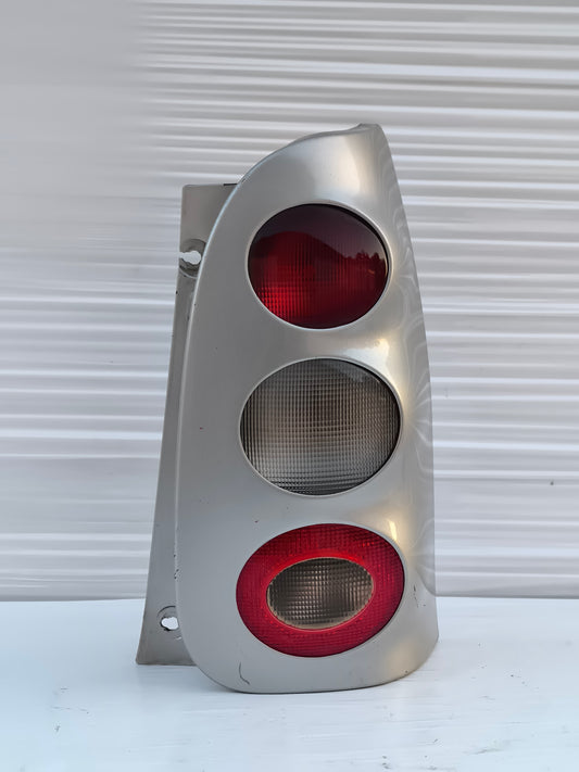 Fanale posteriore dx Smart 450 anno 2001 ecoAG7519