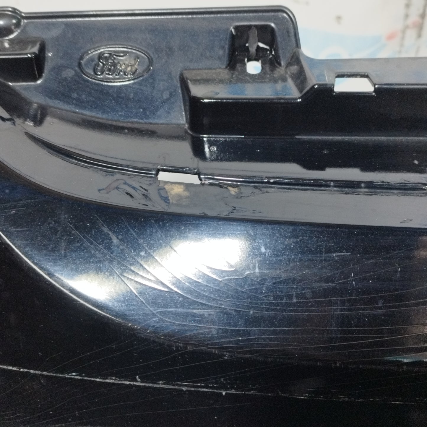 Paraurti anteriore nero Ford Fiesta 2010 ecoAC10164