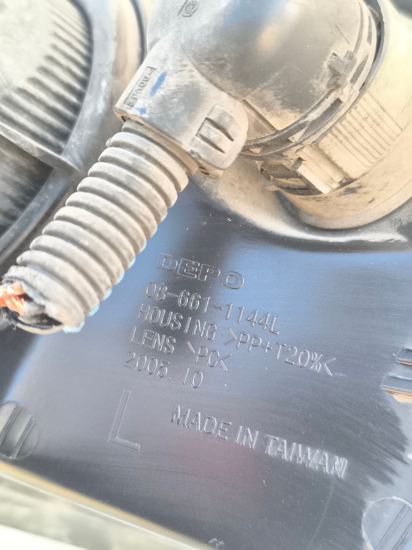 Fanale anteriore sx freccia bianca Fiat Idea / Multipla ecoAG7846