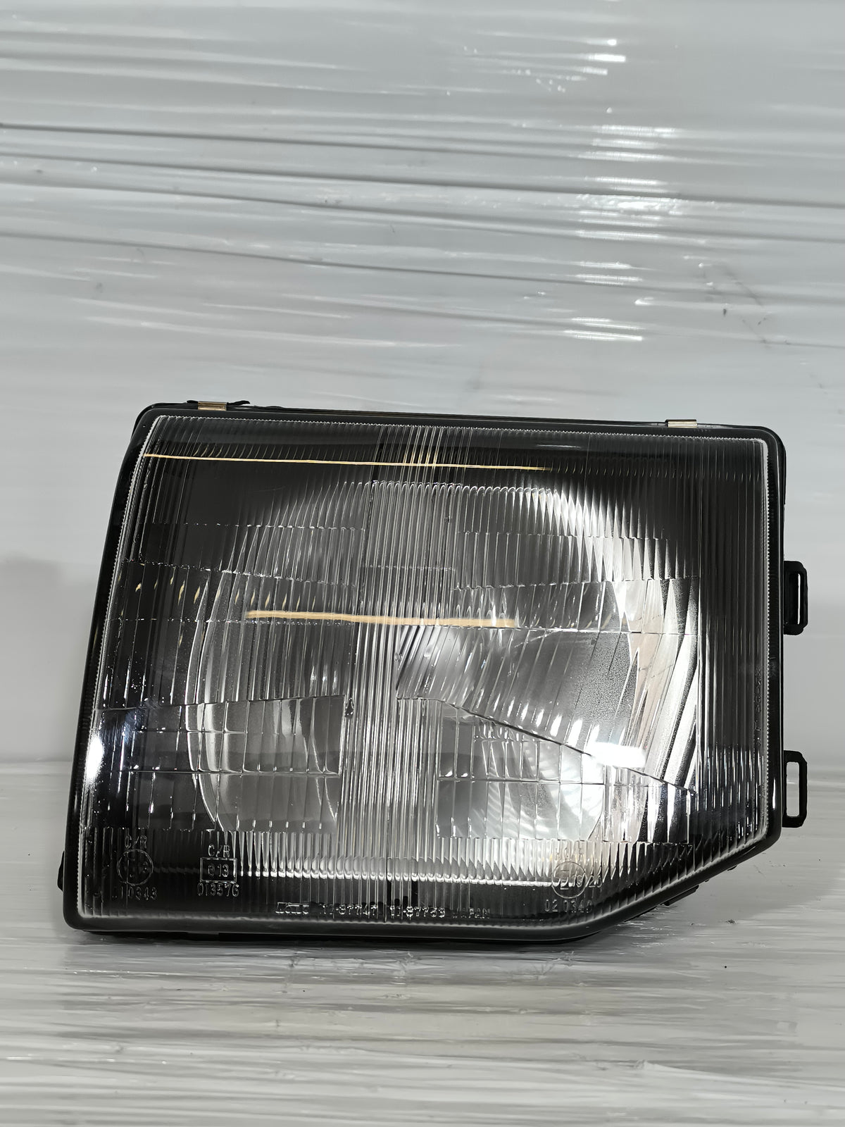 Fanale anteriore sx Mitsubishi Pajero II (V20) anno 1997-2000 ecoAG9919