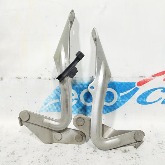 Ford Focus 2009 Hood Hinges Code: 4M51-16800-AA ecoAC10299