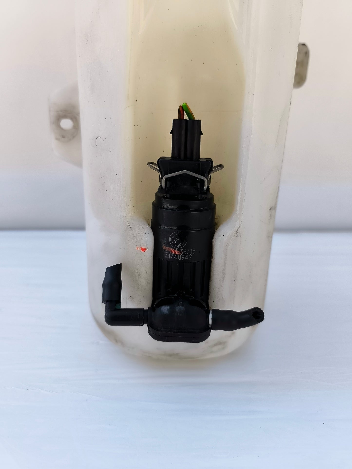 Vaschetta acqua tergicristalli Fiat Tipo anno 2017 Cod.52031764 ecoAG7034