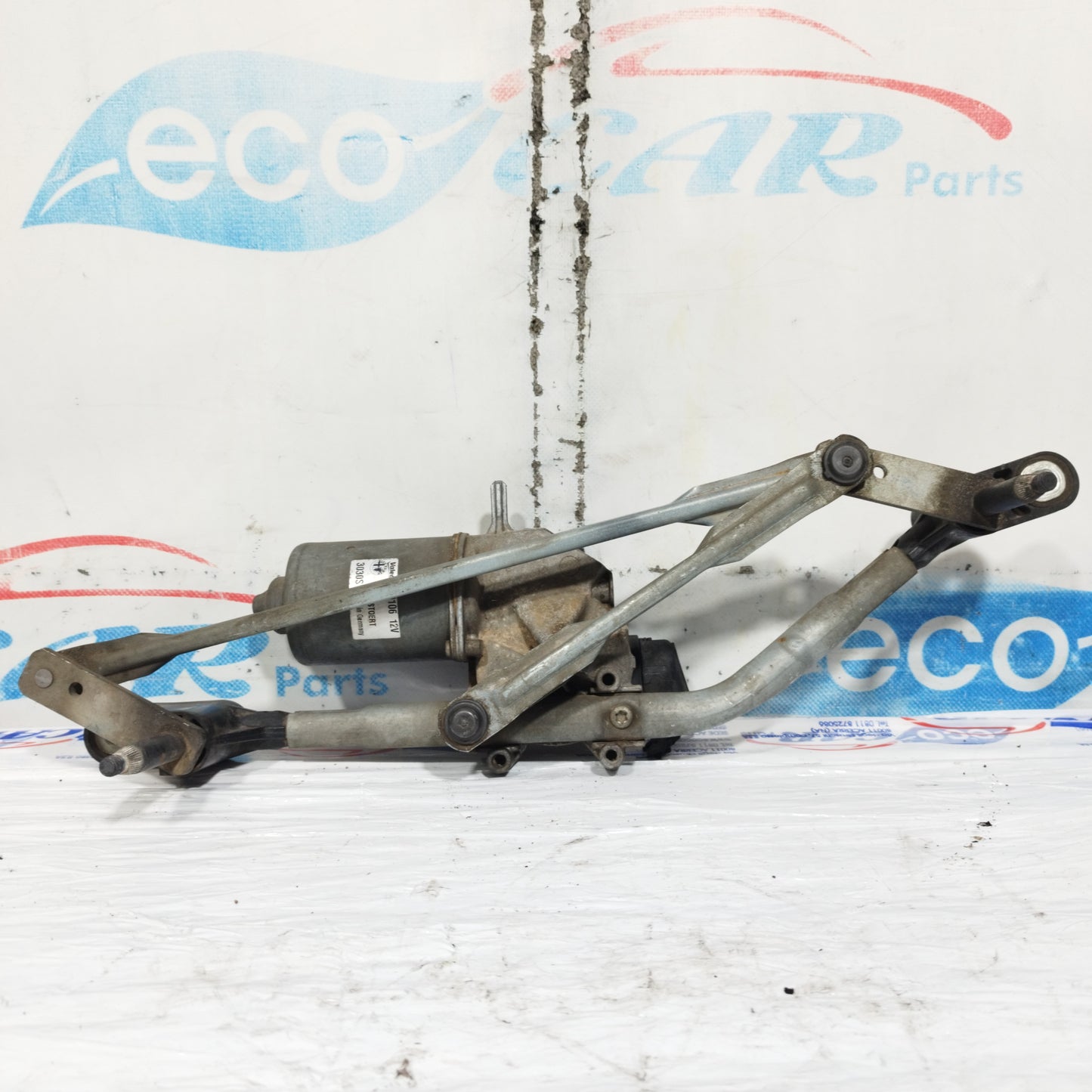 Front windshield wiper motor Alfa Romeo Mito 2010 Code: W09106 ecoAC10863