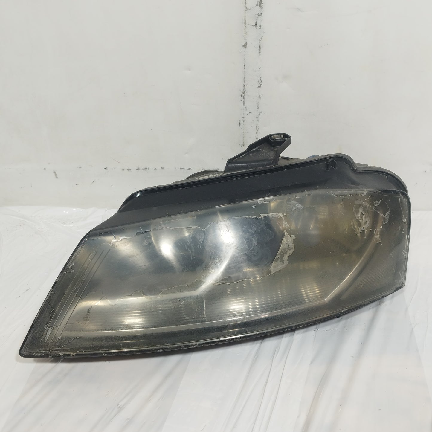 Fanale anteriore sx Audi A3 (8P1) 2008-2012 Restyling cod: 8P0941003 ecoAC15253