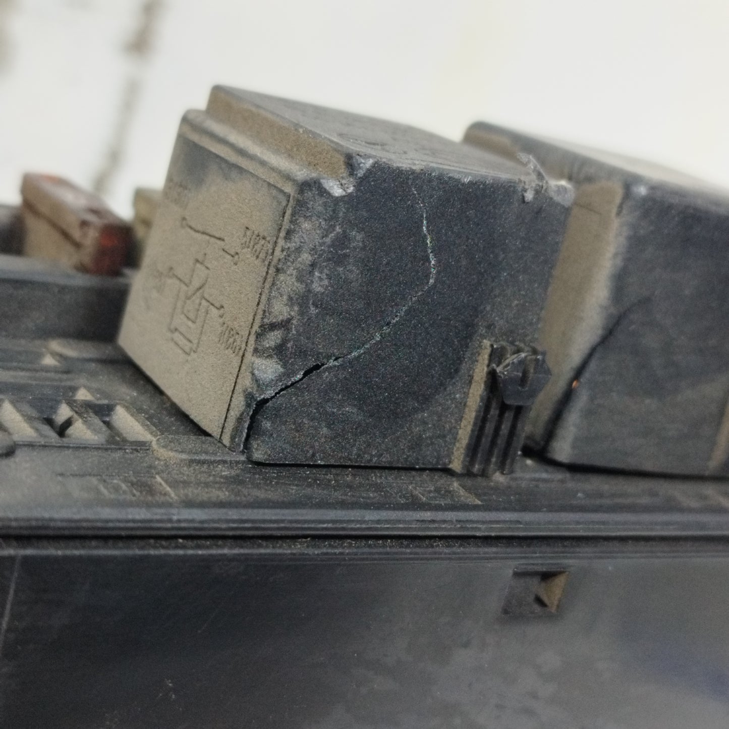 Centralina Portafusibili Mercedes Classe C W203 2.2 D 2004 Cod: 2035453101 ecoAC11037