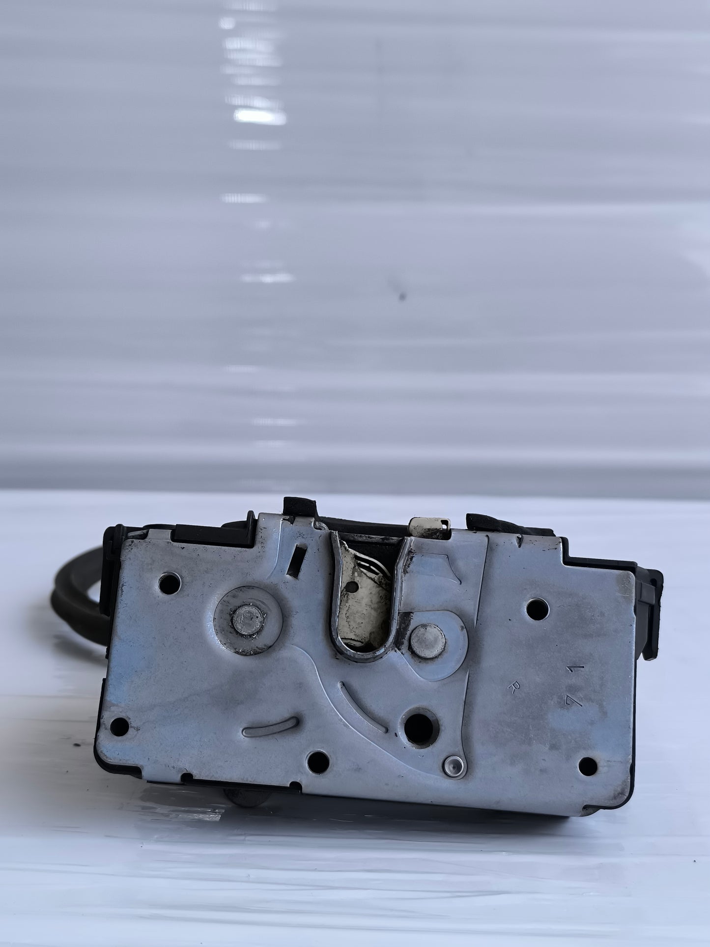Serratura anteriore dx 6 pin Fiat Punto Evo (199) 2005-2018 cod: 51858830 ecoAG8590