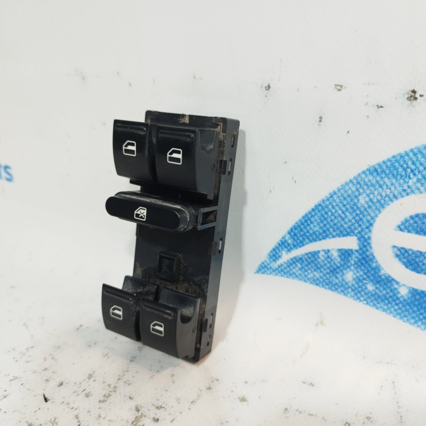 Pulsantiera anteriore sx Volkswagen Polo 2009 cod: 1K4959857B wcoAC7870