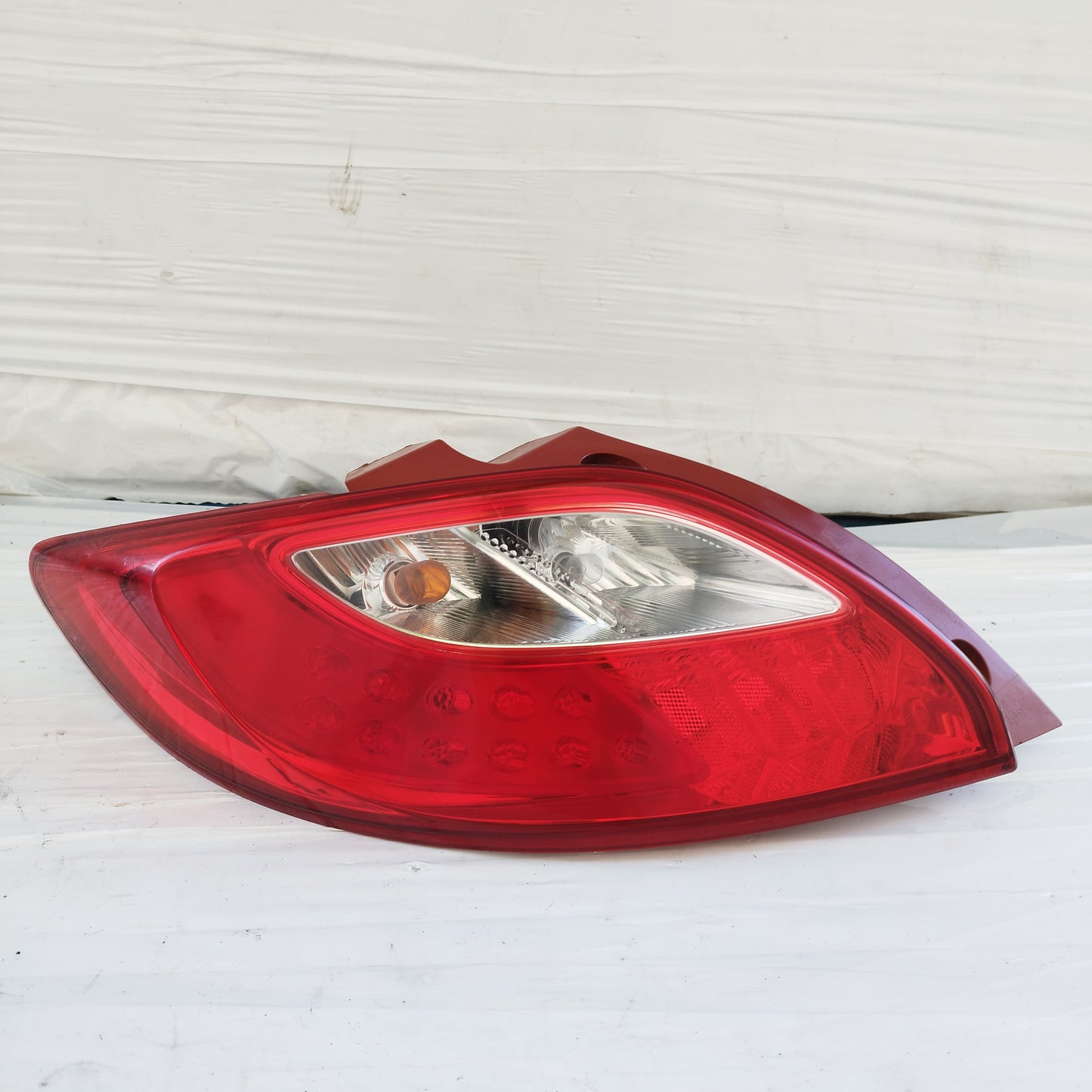 Fanale posteriore sx Mazda 2 (DE) II serie 2007-2014 ecoDM328