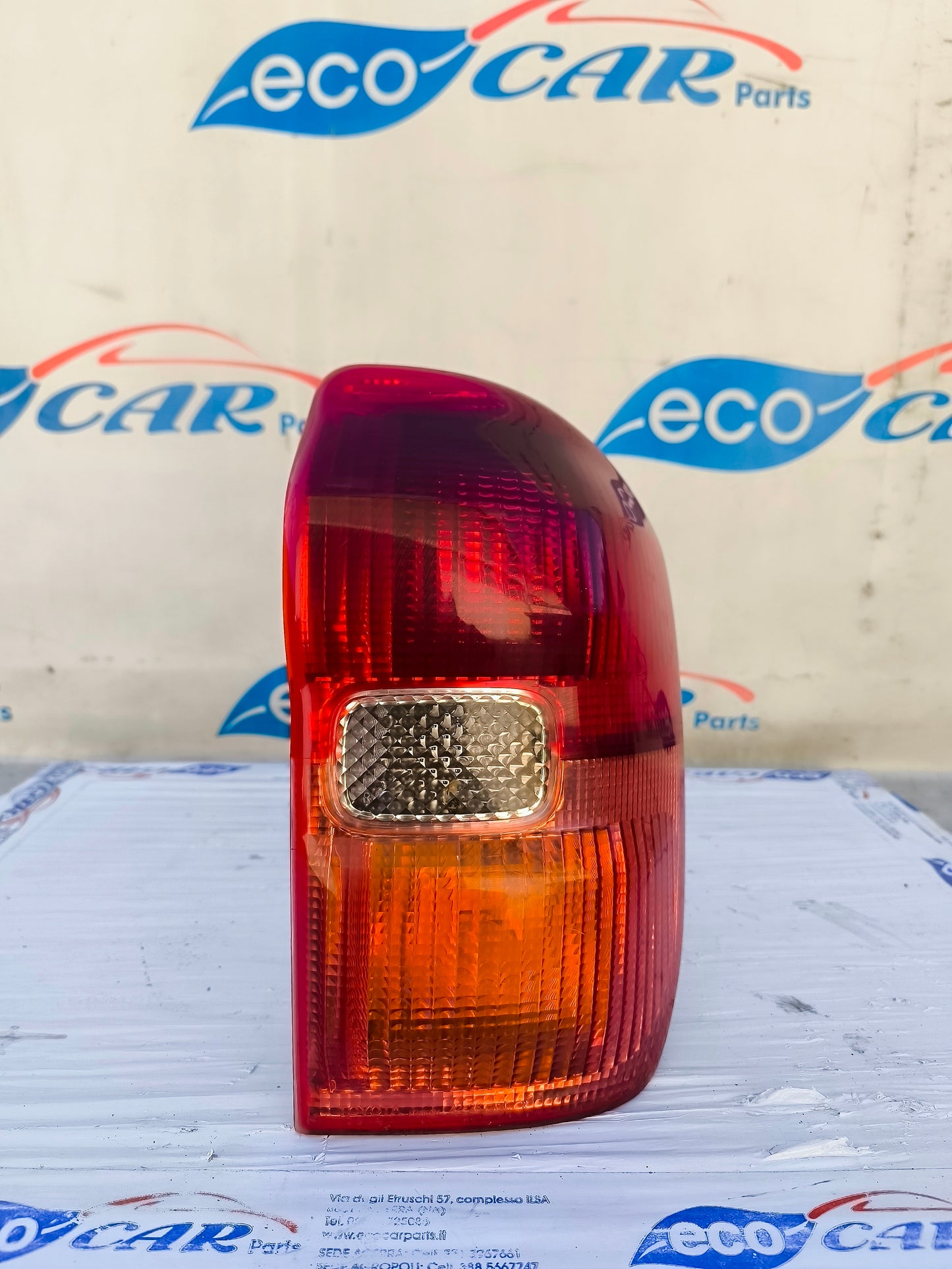 Toyota Rav 4 2004 ecoAG6113 right rear light