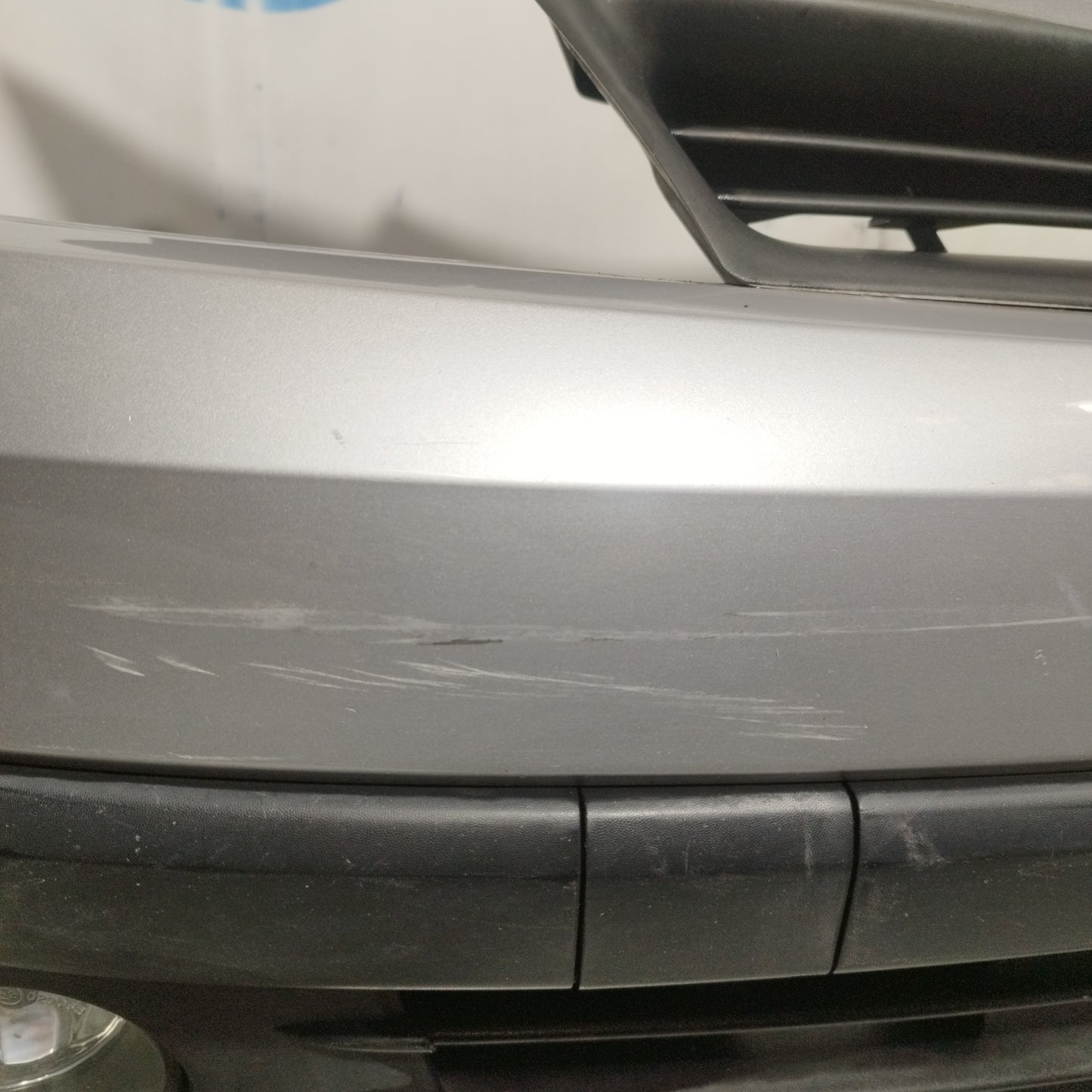 Front bumper silver grey Renault Clio 2007 ecoAC10075