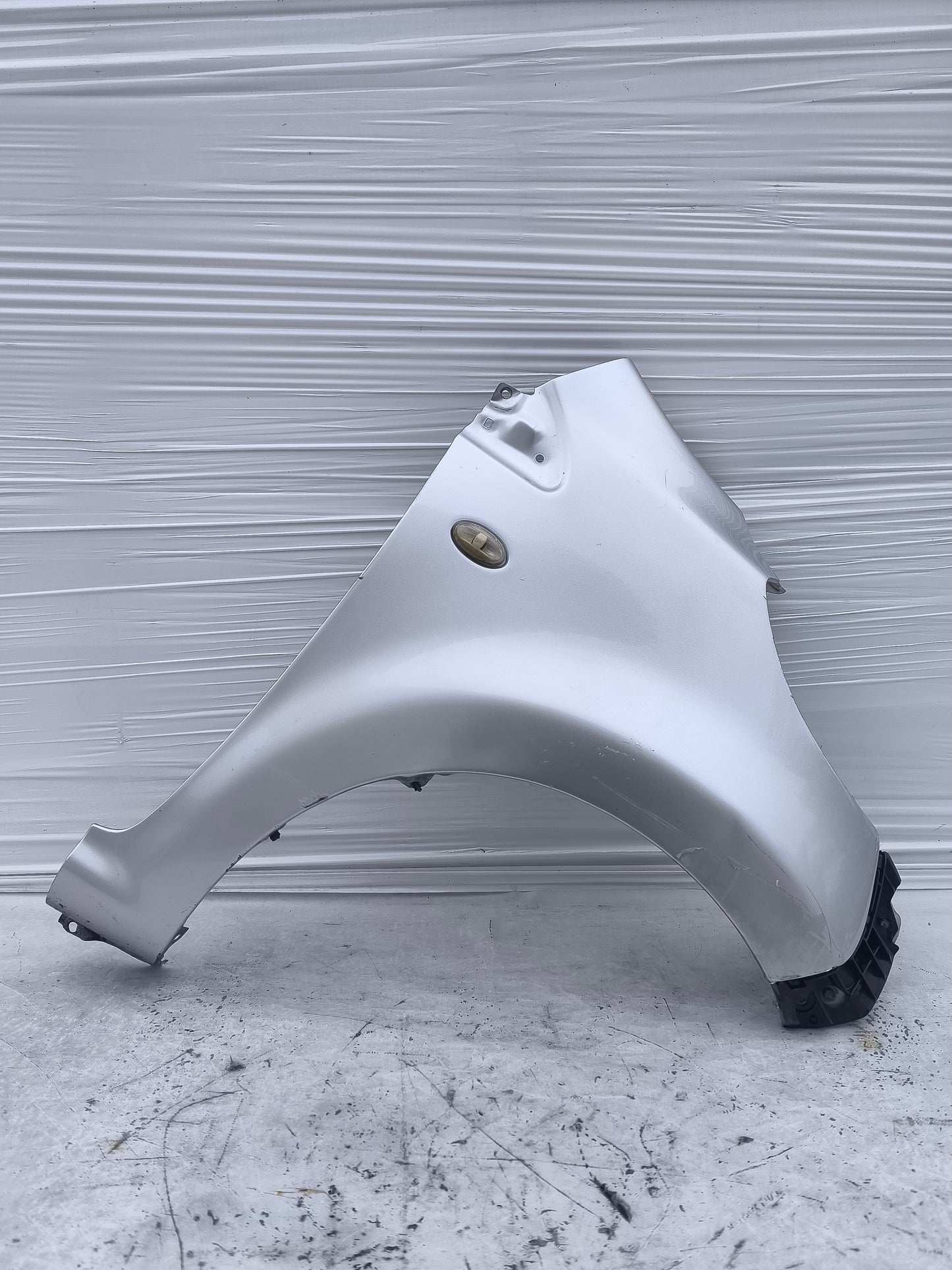 Parafango dx Peugeot 107 grigio argento ecoAG8223